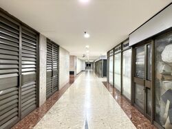 High Street Centre (D6), Retail #472577541
